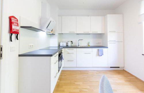 Rhein-Lahn Living - Modernes Design - Kontaktloser Zugang - Zentrale Lage nahe Rhein und Martinsburg - Apartments mit Küche & Wohnzimmer - Foto 34