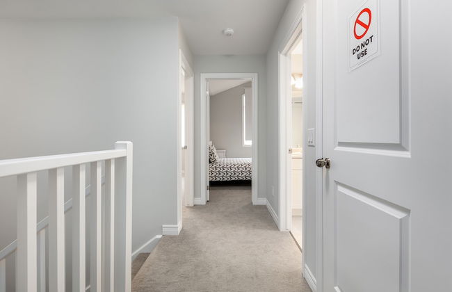 Luxury Entire house mins Niagara falls & Brock uni - Photo 27