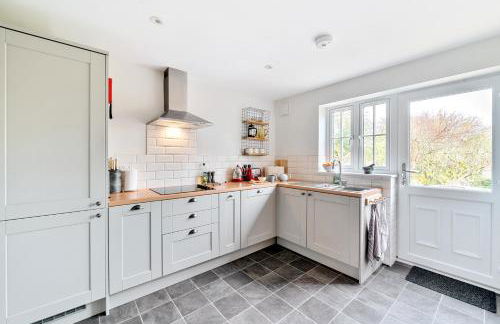 Gamekeeper's Cottage - Photo 7