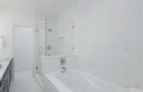 Modern 3 Story Home, Terrace, Galleria - Foto 25