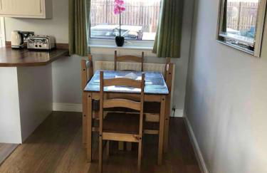 Cosy Home with Free Parking Near Edinburgh St Andrews M90 & Amazon - Foto 10