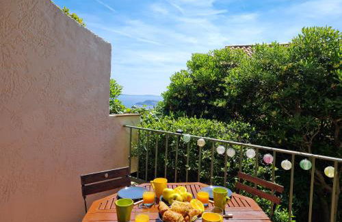 Bel appartement au calme avec terrasse aperçu mer, jardinet et piscine - Foto 13