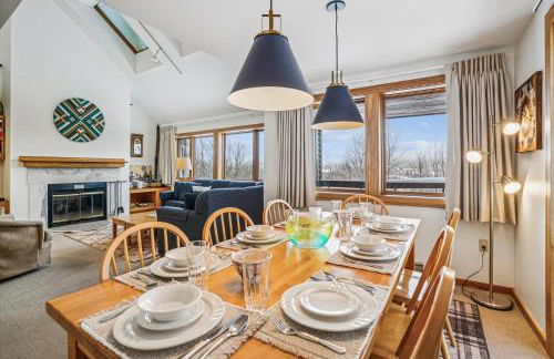 Highridge B20 Spectacular Top Floor Two Bedroom with Loft Condo with Scenic Views and Sports Center - Foto 25