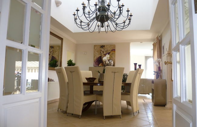 Luxury Villa With Pool & Jacuzzi - Foto 43