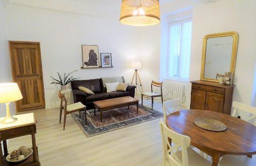 Elegant, Spacious Apartment in Historic Center of Tournon - Foto 20