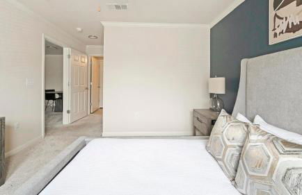 Landing Beautiful 1BD Game Room Courtyard - Foto 46