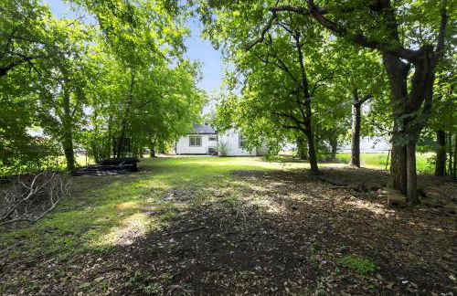 Stylish and Cozy 4BR Home in Houston, Sleeps 9 - Foto 27