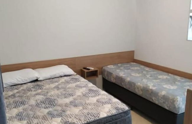 Kitnet com ar na praia das Astúrias - Foto 2