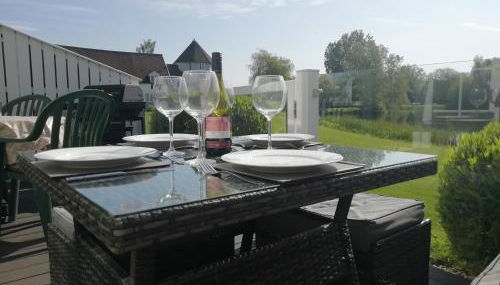 Lovely Lakeside lodge for families and friends - Foto 5, Garden view