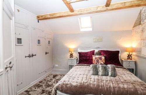 The Mouse House - Photo 15