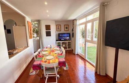 Casa con jardín a 40 metros de la playa. VR. - Foto 36