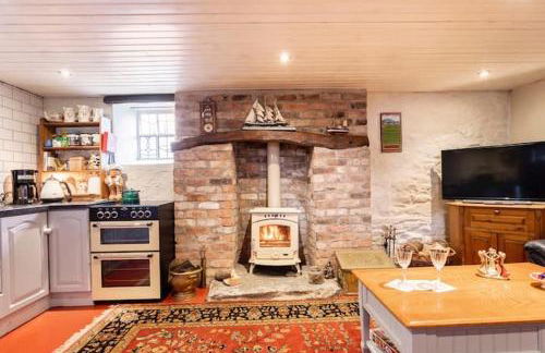 The Byre (Unusual and Different). - Foto 2