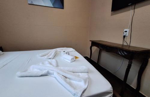 Kitnet Completa perto da Praia e do Centro, Roupas de Cama e Banho - Foto 8