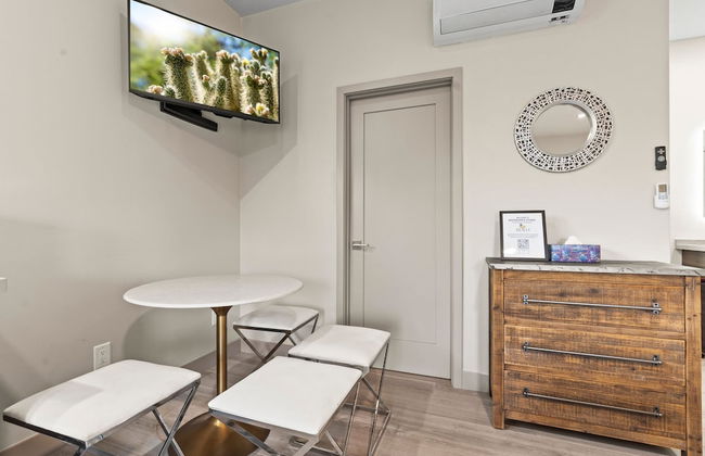 NEW Moondance Private Studio Cathedral Rock Hiking - Photo 8