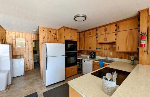 Secluded Oceanfront Cottage with Wrap-Around Deck near Acadia National Park, Sullivan, Maine - Photo 10