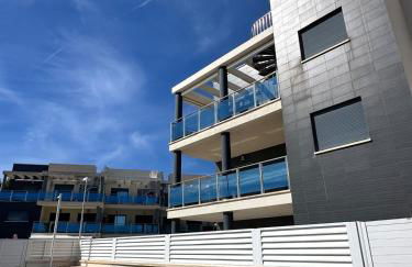 Ground floor apartment on the seafront with pool - Foto 73