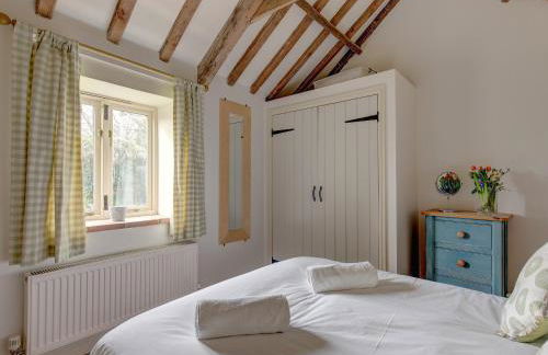 The Bolt Hole - Photo 8