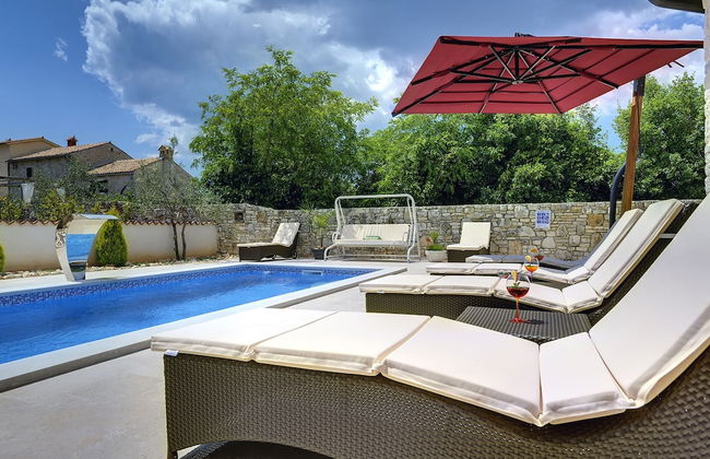 Modern Holiday Home With Pool in Bratulici - Foto 27