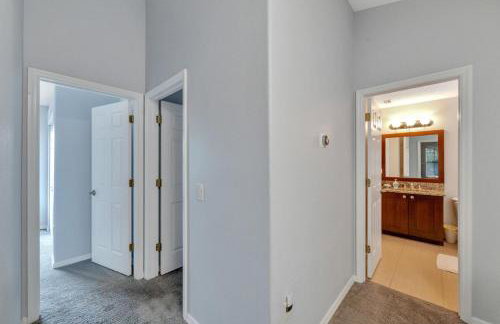 Spacious 3BR Family Home Near Sponge Docks - Foto 16