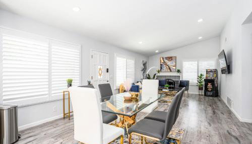 Mins to Disney Chic 3BR with Arcade - Foto 5