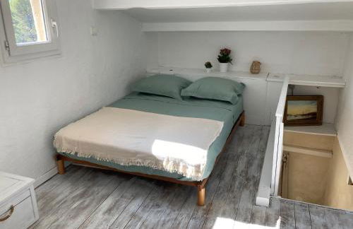 Maison ensoleillée au milieu des pins entre Marseille et Cassis - Foto 16