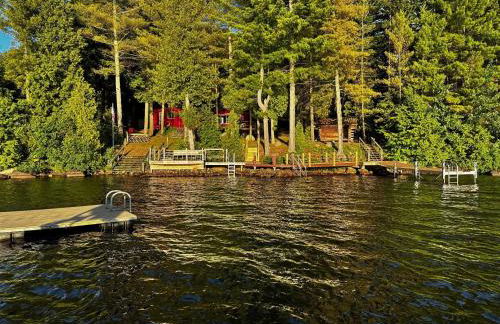 Well-appointed Adirondack cabin directly on 9-mile lake - Foto 2