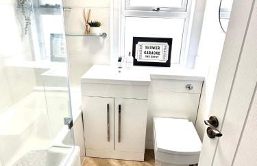 Stylish 3 Bed Home Near Oxton Village & Liverpool - Foto 7