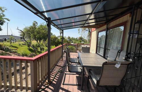 Newly Renovated Lakefront with Dock - Foto 64