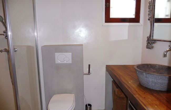 Villa in Cala Tarida With Private Pool & Sea View - Photo 19