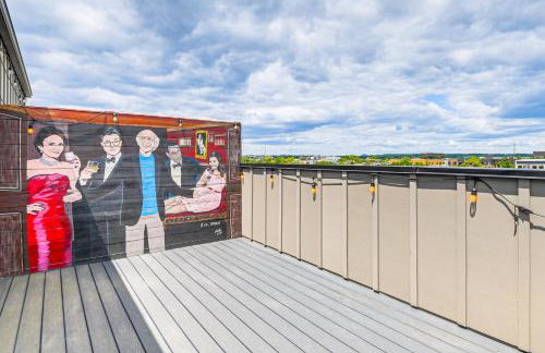 Luxe NW DC Condo with Rooftop Deck 7 Mi to Howard - Foto 2