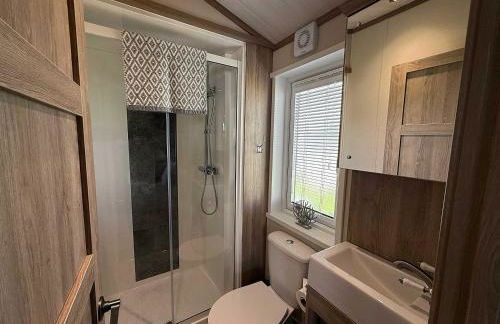 Highland Holiday Getaways - The Heilan' Lodge - Foto 18