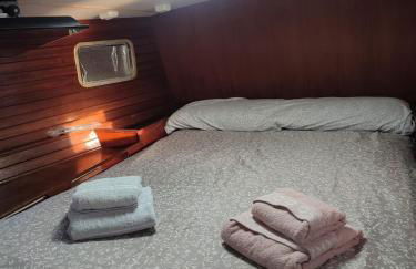 Romantic sailboat - Photo 17