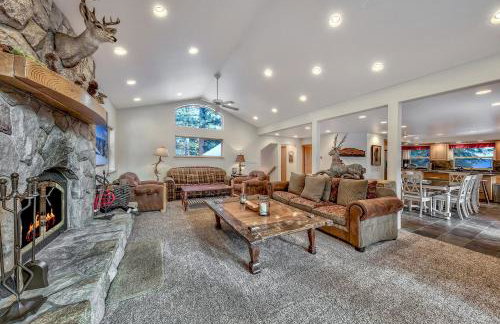 Black Bear Villa - large 4 BR 4 BA hot tub game room - Foto 21