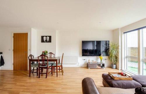 The Nest of Forest Hill - Photo 1