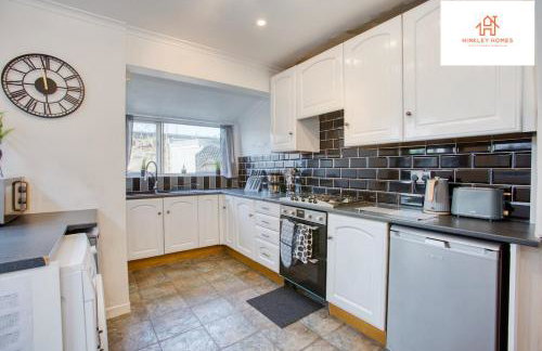 Spacious 6-Bedroom House with Parking in Bridgwater Ideal for Contractors & Group Stays - Foto 79