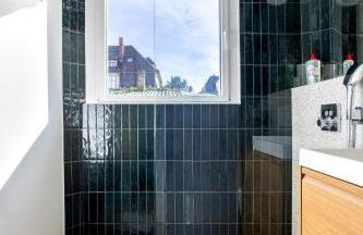 Le Majestic - Spacieux - Moderne - Proche centre - Terrasse - Foto 13