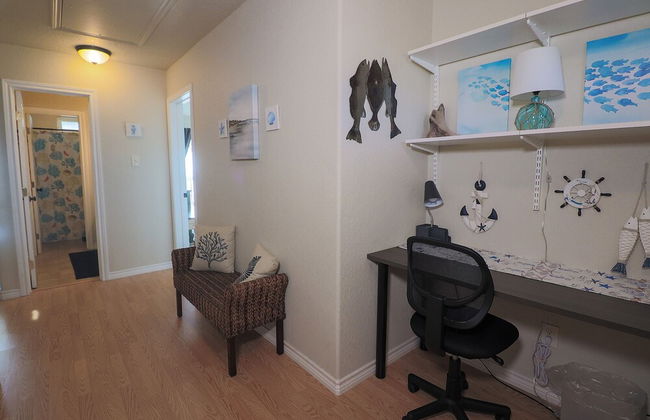 Superb Home With Private Walkover Unobstructed Views - Foto 60