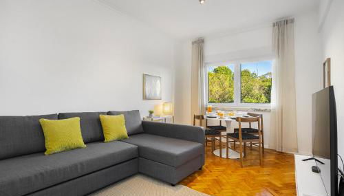 WHome Peaceful Algés Family Home away from City Noise - Photo 4