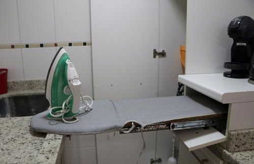 Completo apartamento em Resort na beira da lagoa - Foto 40