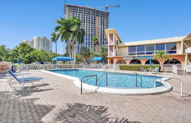 Hallandale Getaway With Pool Near to the Beach - Foto 7