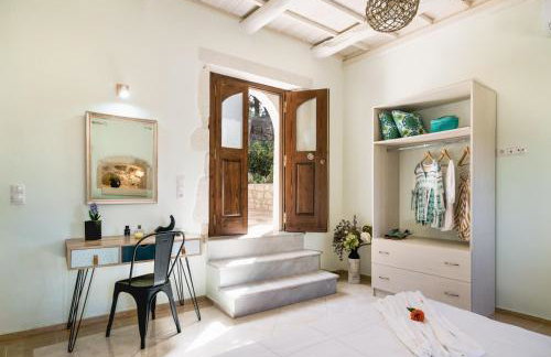 Butterfly, a historical villa with pool & hot tub! - Foto 35