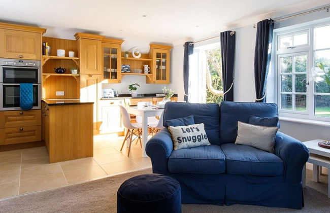 Quaint Coastal Cottage - 5 Mins From Beach - Foto 43