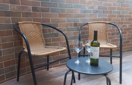 Apartamento Frente Praia Embaré - Varanda Aconchegante - Pet Friendly - Foto 10