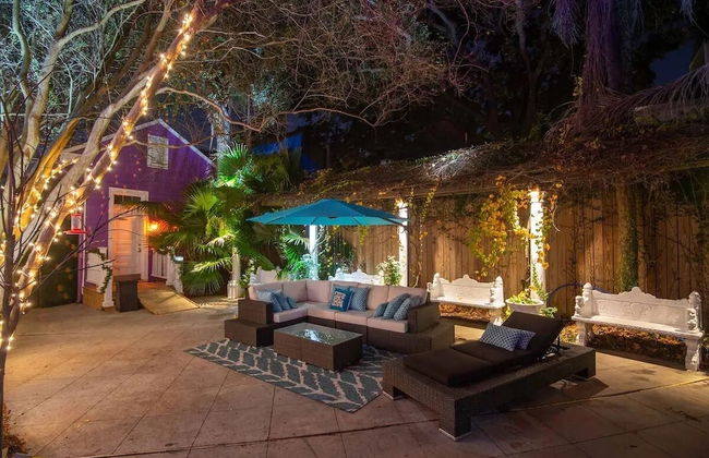 Charming Chateau Oasis in NOLA's Heart by YouRent - Foto 57