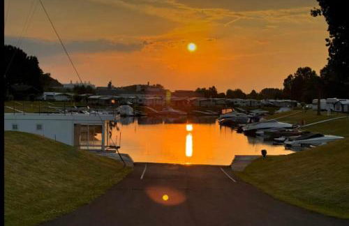 Main Hausboot Lore in der Marina Trosdorf bei Bamberg - Photo 23