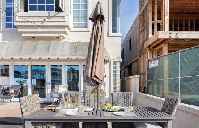 Canalfront Charmer by Avantstay Waterfront w/ Shared Dock + Hot Tub - Foto 34