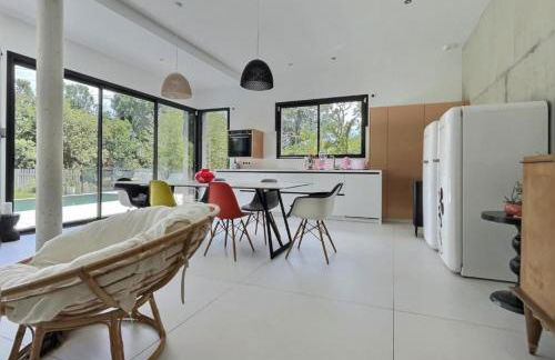 Villa Iris en Ardèche - Piscine Privée et Jardin - Foto 17