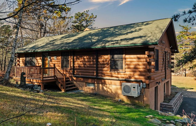 Deer Haven Cabin by Avantstay Waterfront Dock Firepit - Photo 56