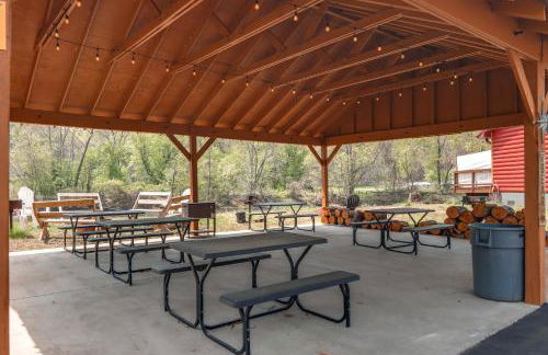 Train Rides, Trails and Casino Fun is Your Smoky Hub - Foto 29