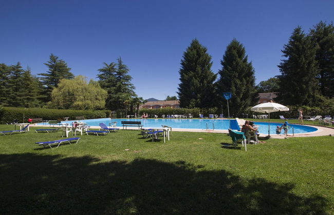 Rododendro Rosso in Ispra - Foto 28